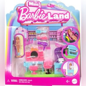 Barbie Mini BarbieLand Collectible Hair Salon Playset With 1.5-Inch Doll, Style